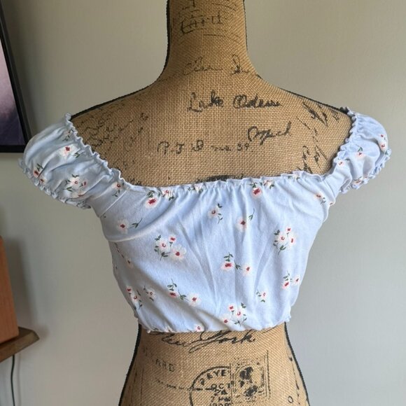 Forever 21 – Blue Floral Puff Sleeve Crop Top – Size Small - Picture 5 of 7